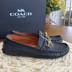 Coach Women's Black Leather Crosby Driver Turnlock Loafer Flats Size 7.5